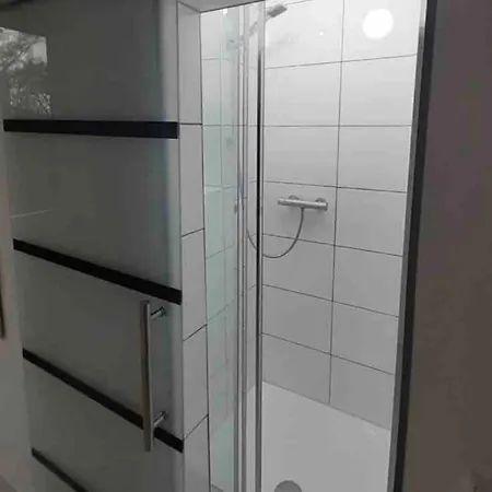 Homestay Messe Airport Elegant *